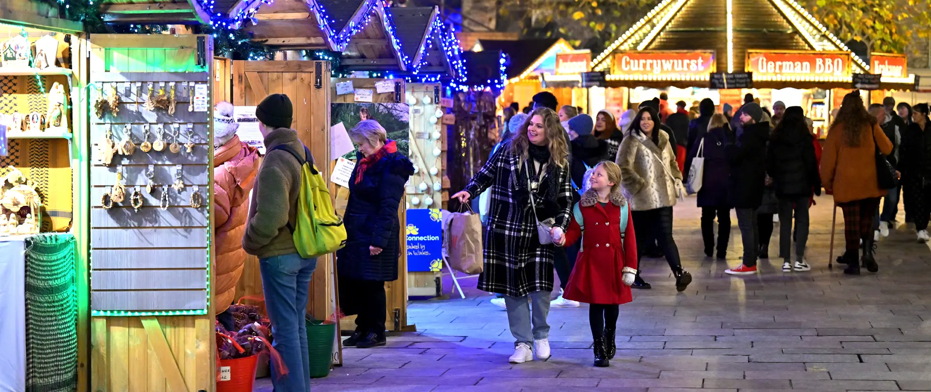 Christmas Shopping 2024 • Your Xmas Guide • Visit Cardiff