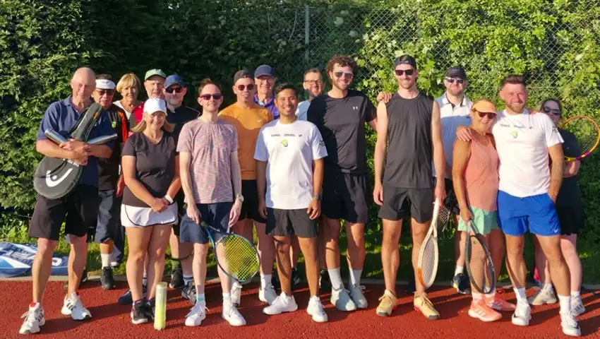 Members of Cardiff Baseliners